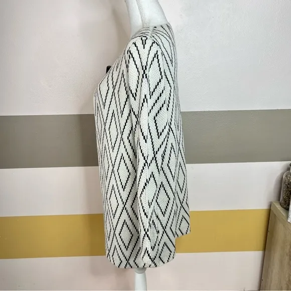Escio Anthropologie White Black Diamond Business Casual Knit Statement Cardigan