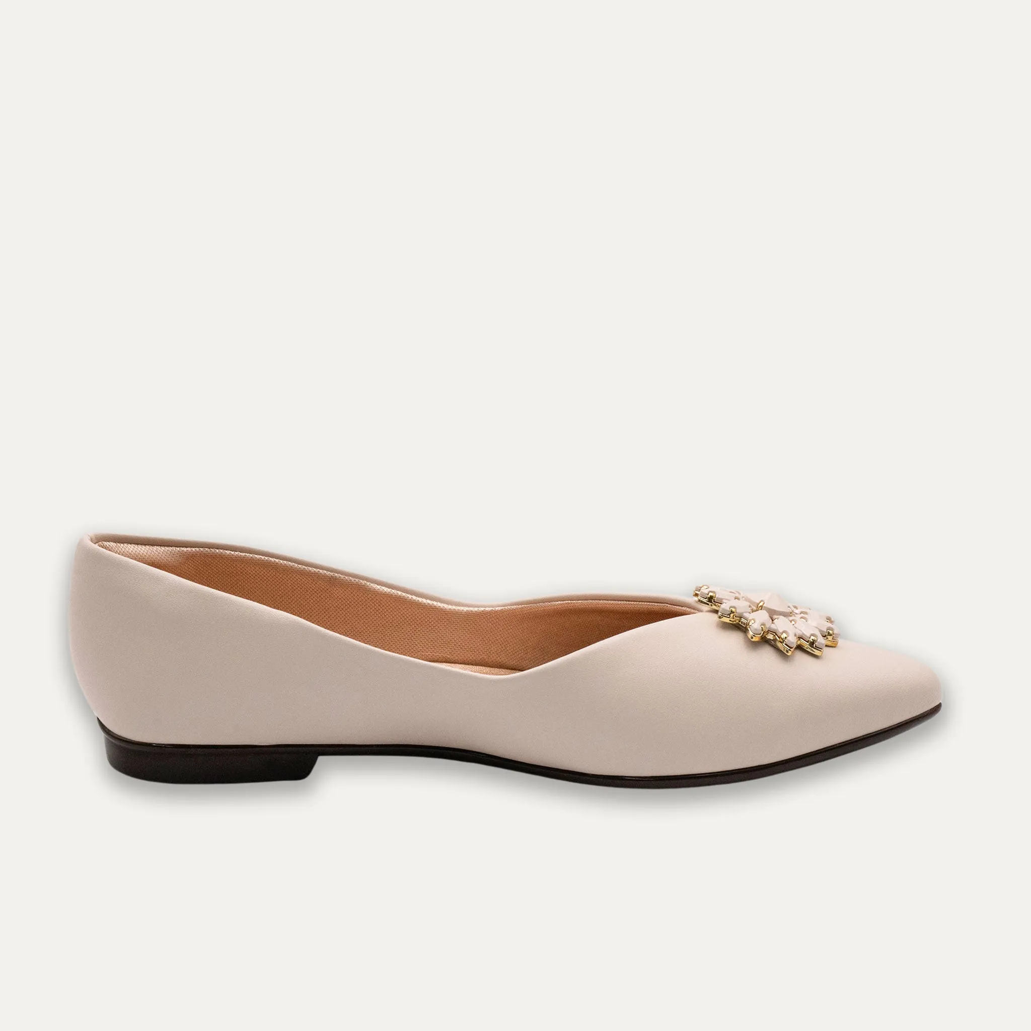 Estela Off-White Pointed Toe Flats