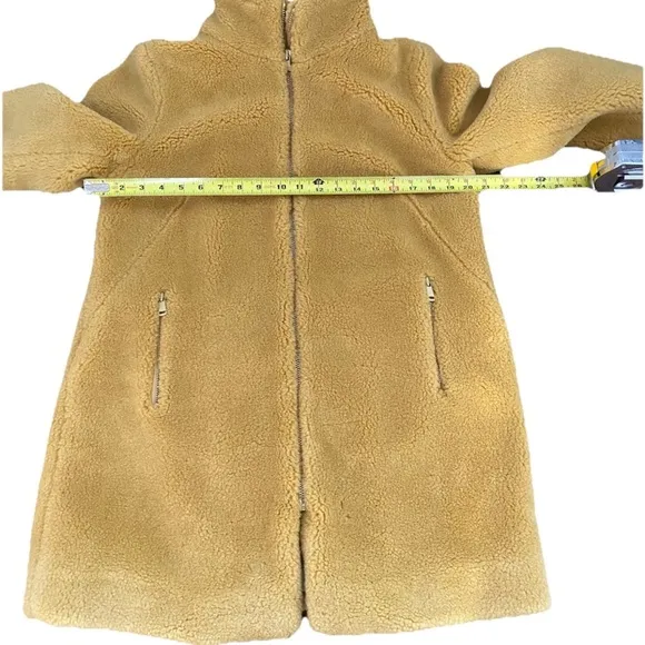 EUC Ann Taylor LOFT Gold Faux Fur Teddy Sherpa Coat🧥Women’s Size Small