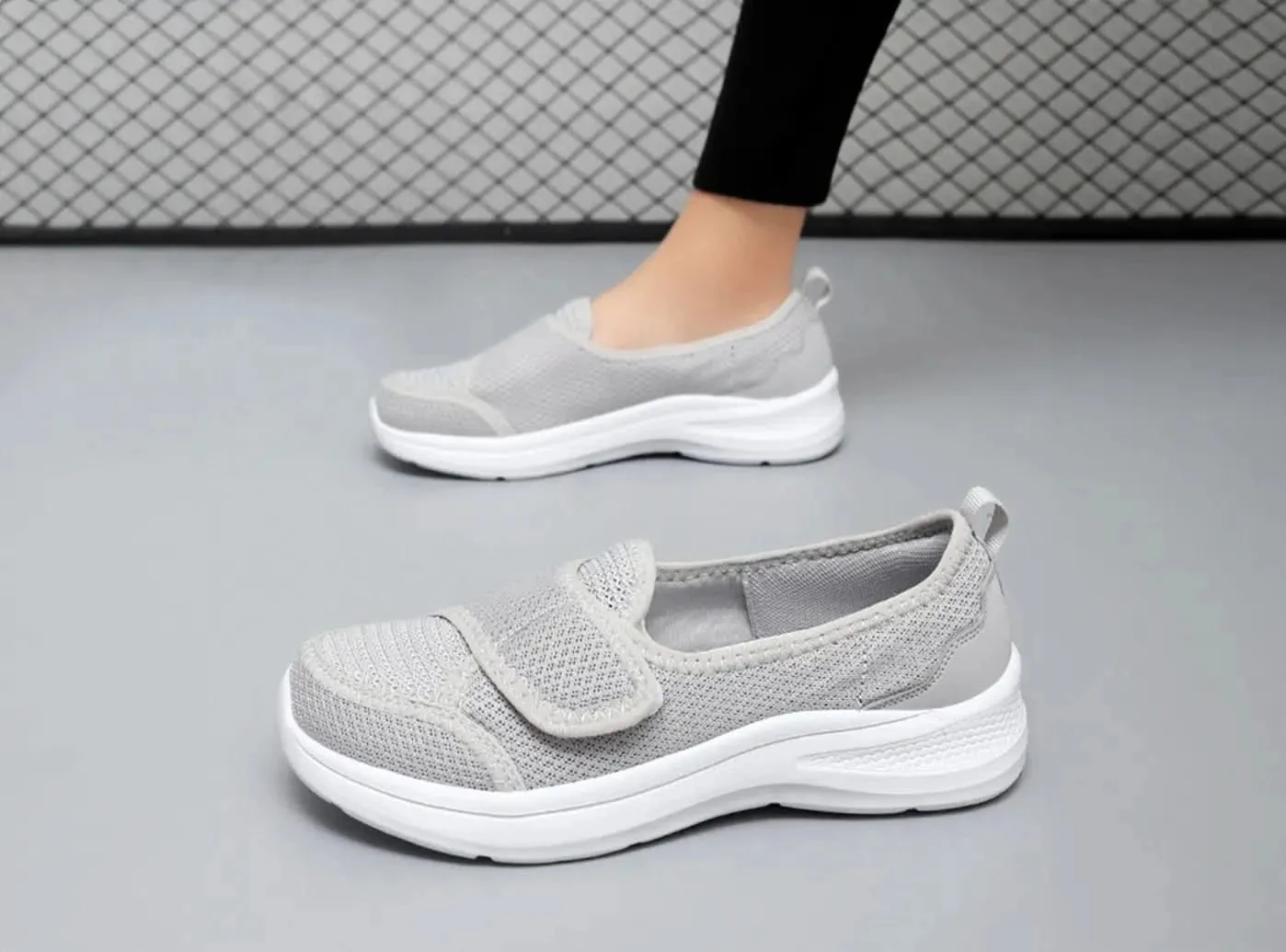 FitVille Women's Adjustable Loafers V1
