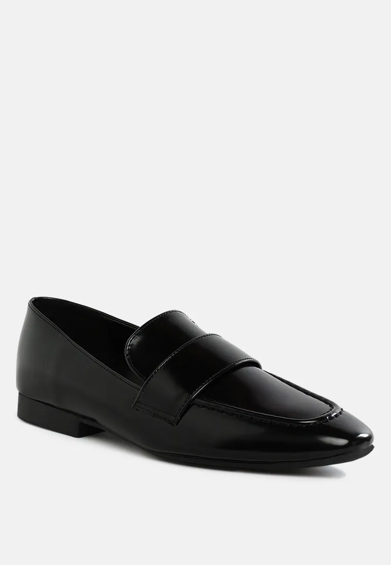 Flat Heel Loafers By RUW