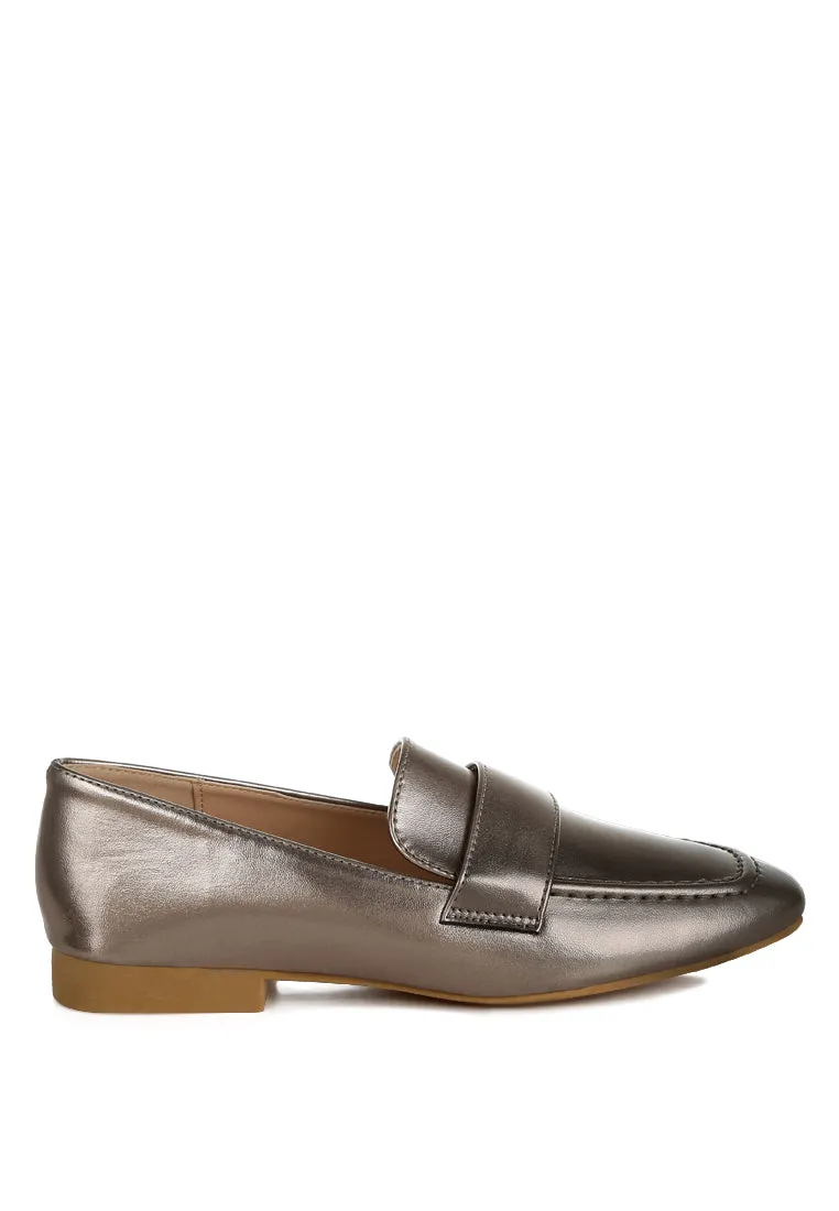 Flat Heel Loafers By RUW