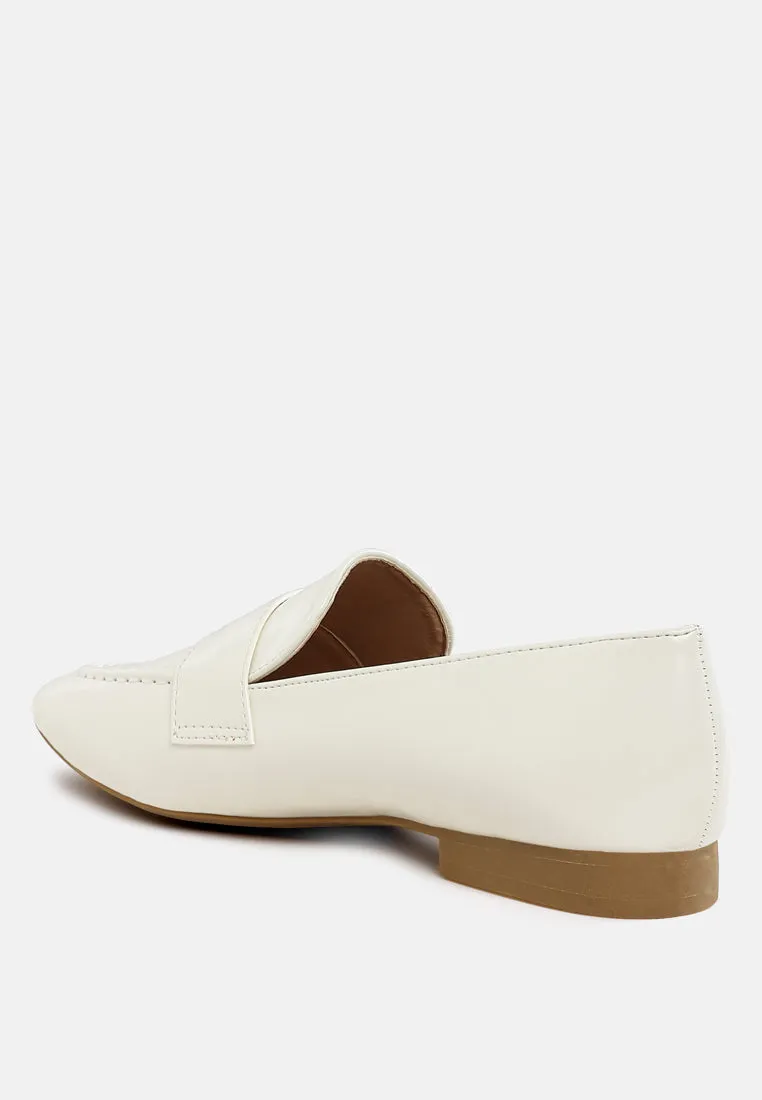 Flat Heel Loafers By RUW