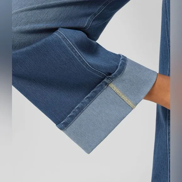 HALARA  Flex™ High Waisted Multiple Pockets Rolled Hem Wide Leg Casual Jeans