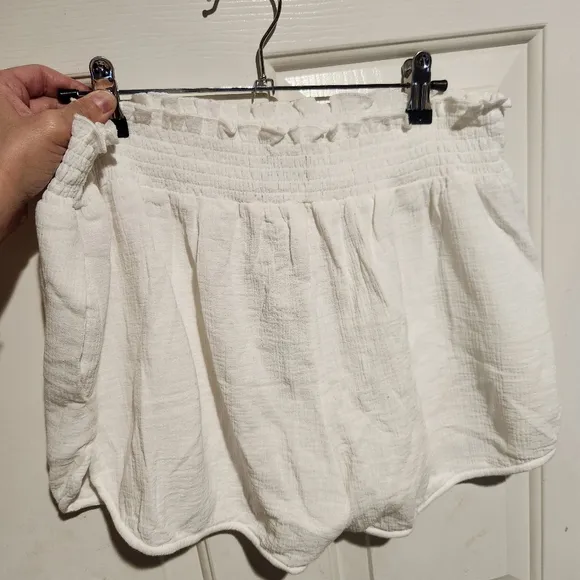 Hatch Maternity Henri White Gauze Casual Lounge Shorts Large NEW