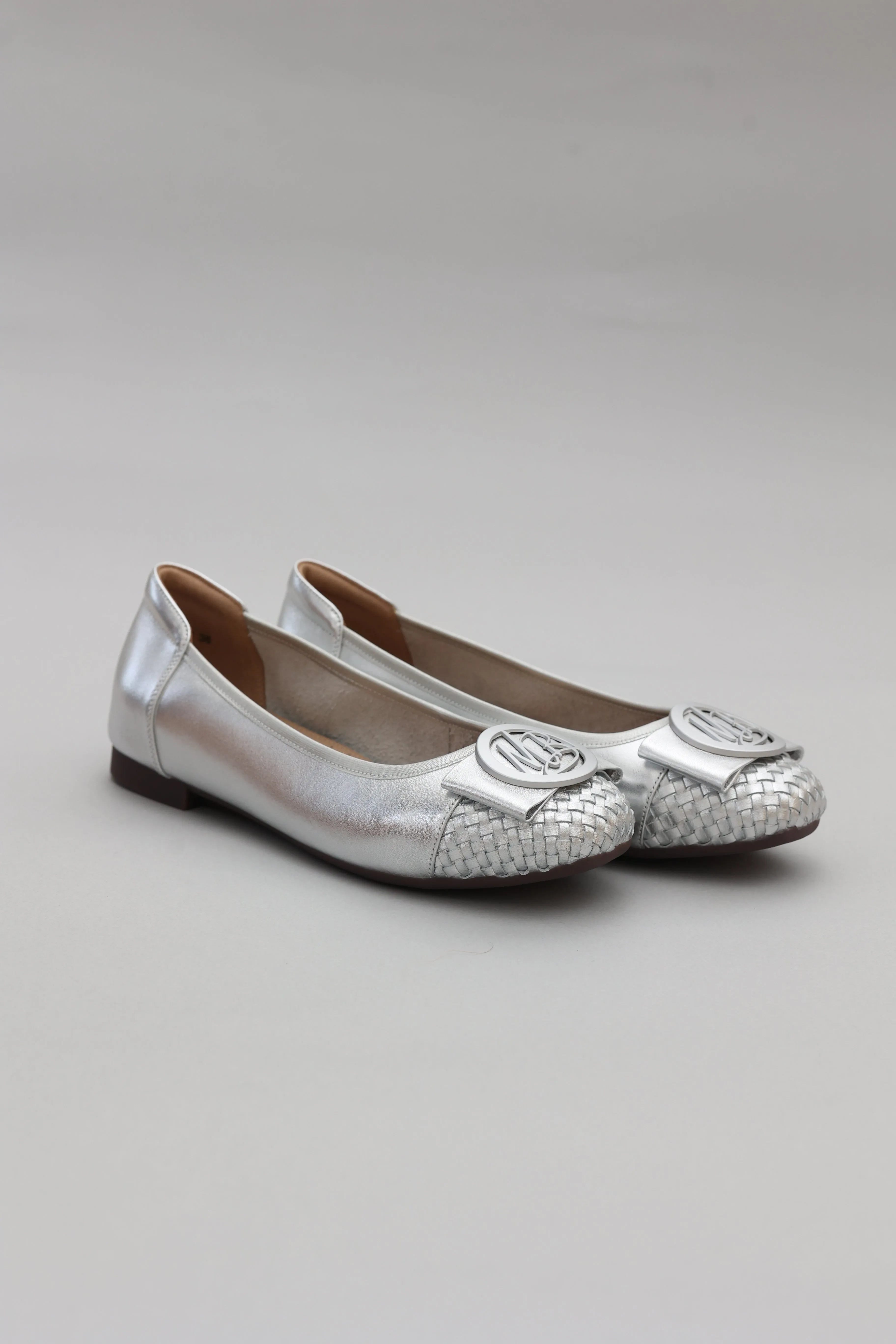 Isabelle Flats