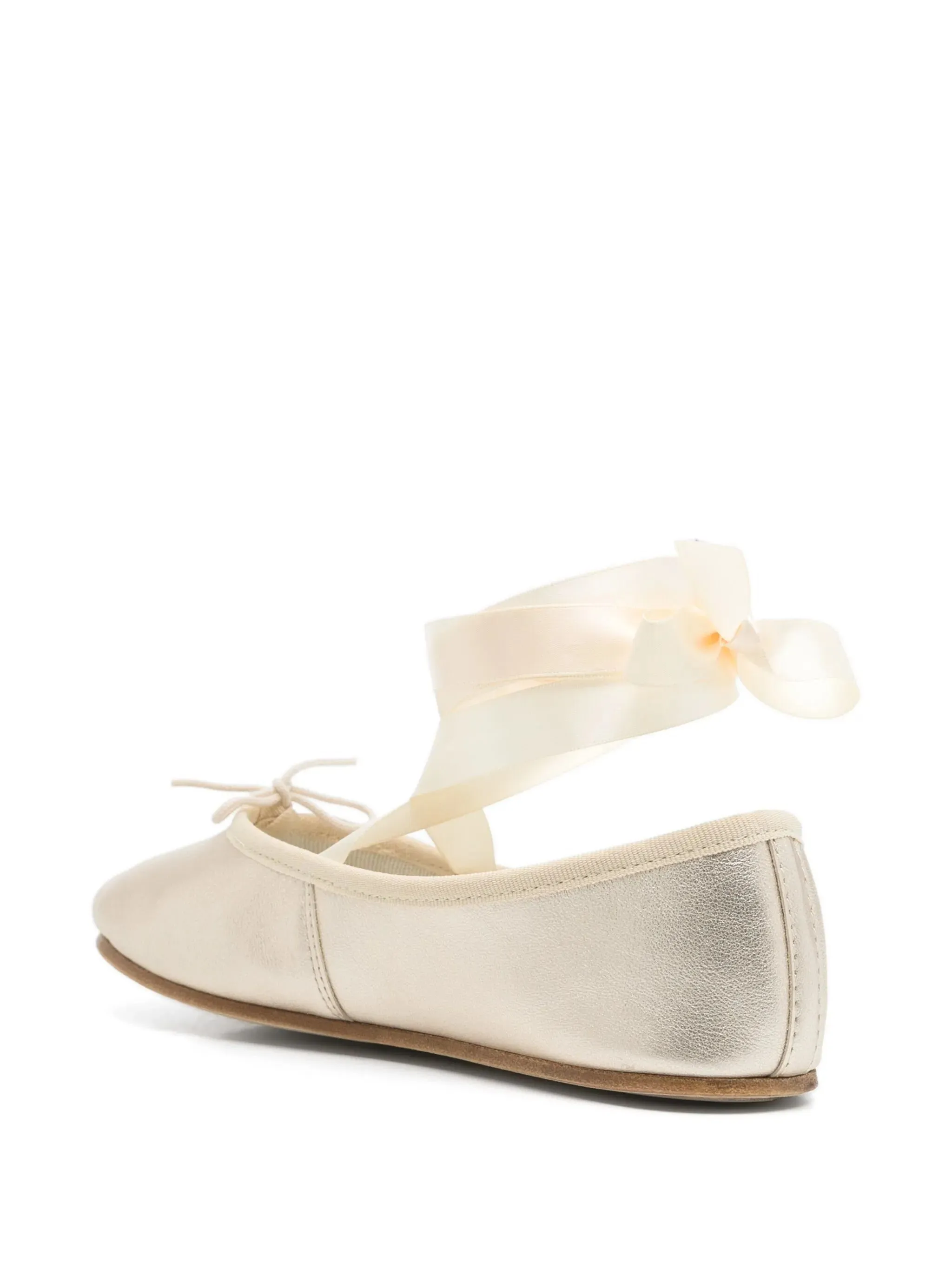 Jag upprepar, Sophia Ballerins, jag kommer inte att göra det här.