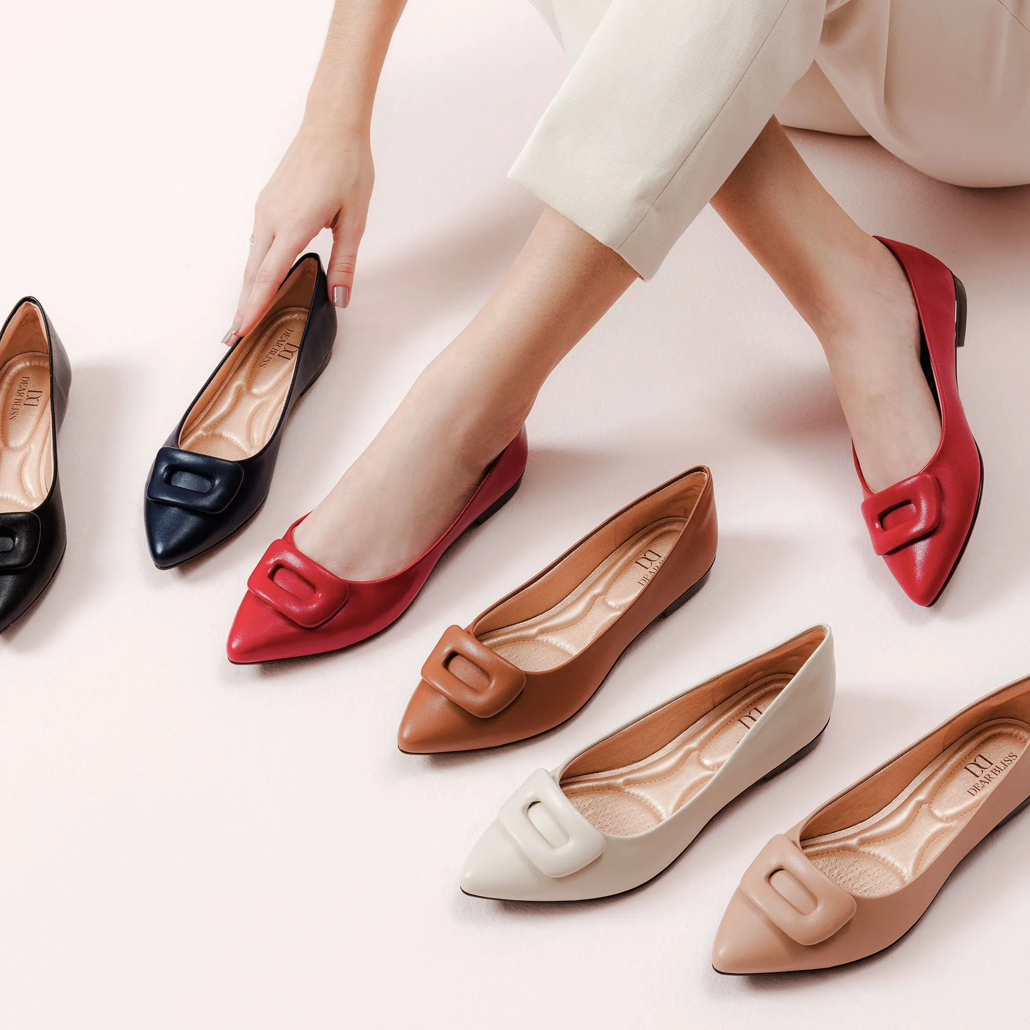 Lia Black Pointed Toe Flats