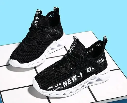 Lightweight Sports Shoes