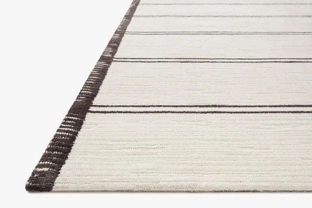 Logan Rug Magnolia Home by Joanna Gaines - LOG-02 White / Mocha