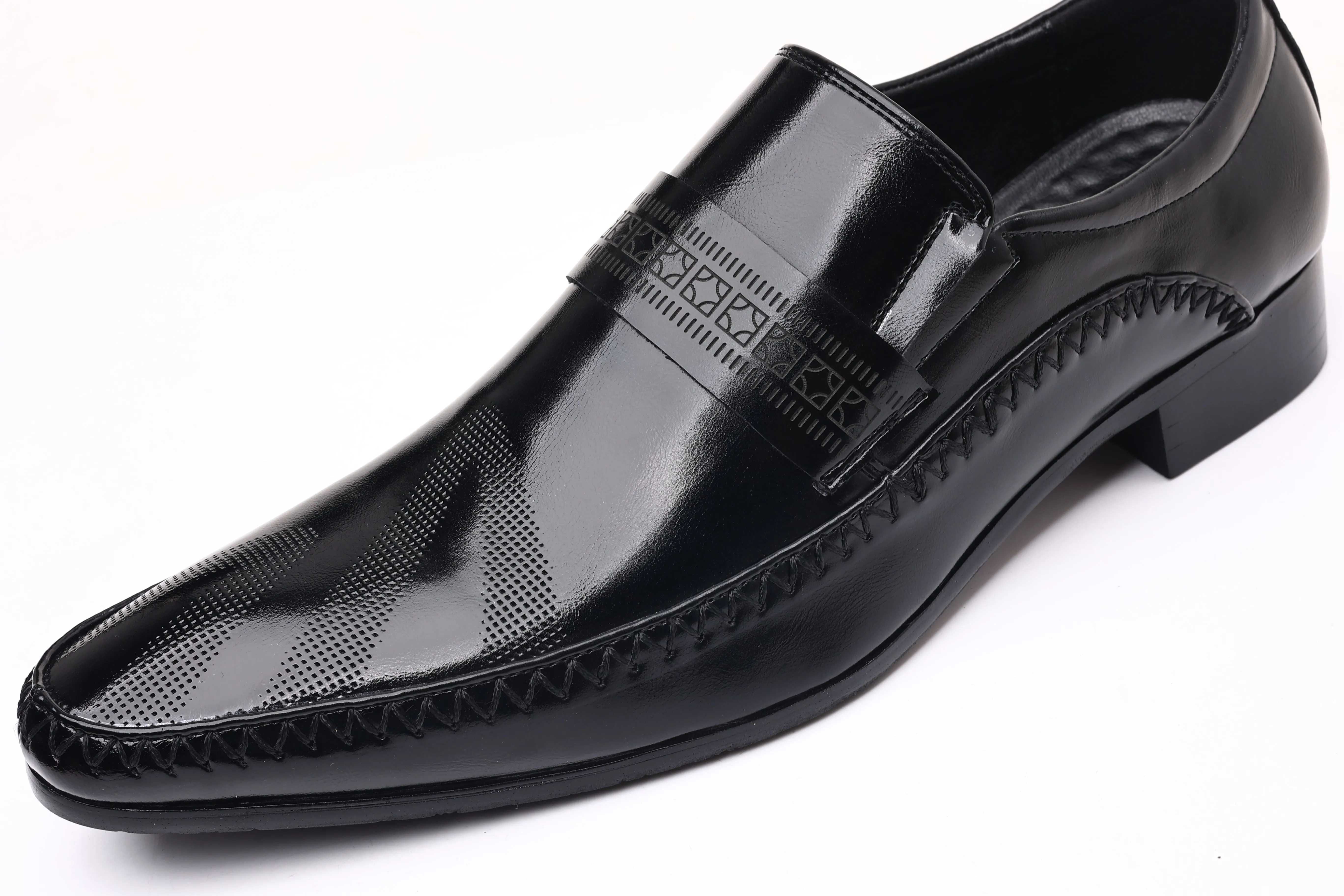 Men's Pointed Moc Toe Leather Shoes