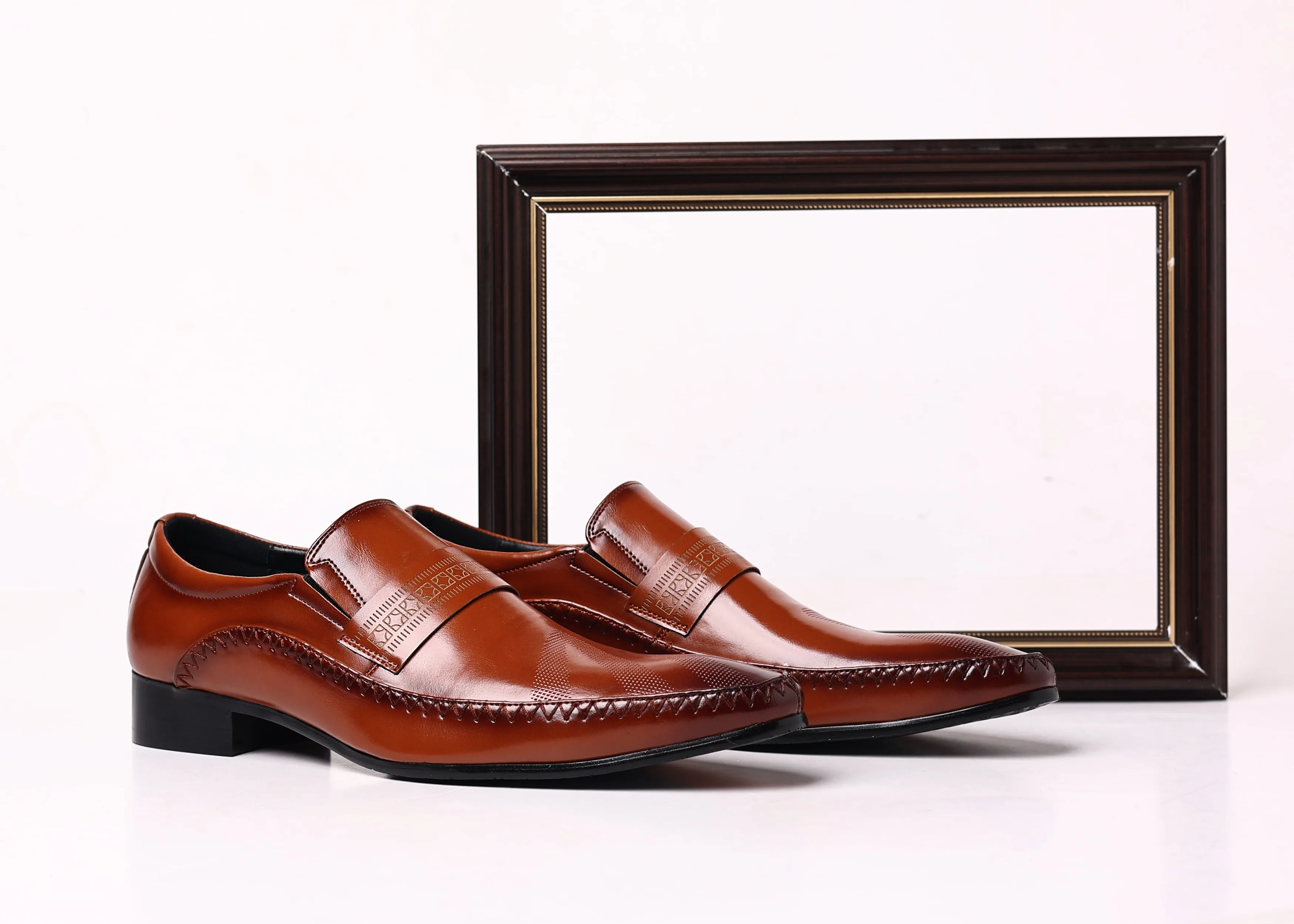 Men's Pointed Moc Toe Leather Shoes