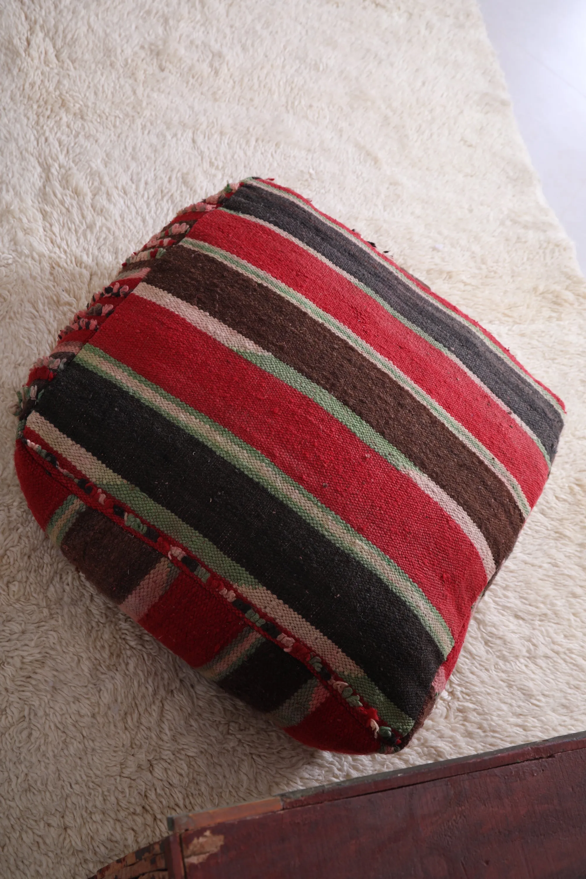 Multicolored Dark Ottoman woven rug Pillow