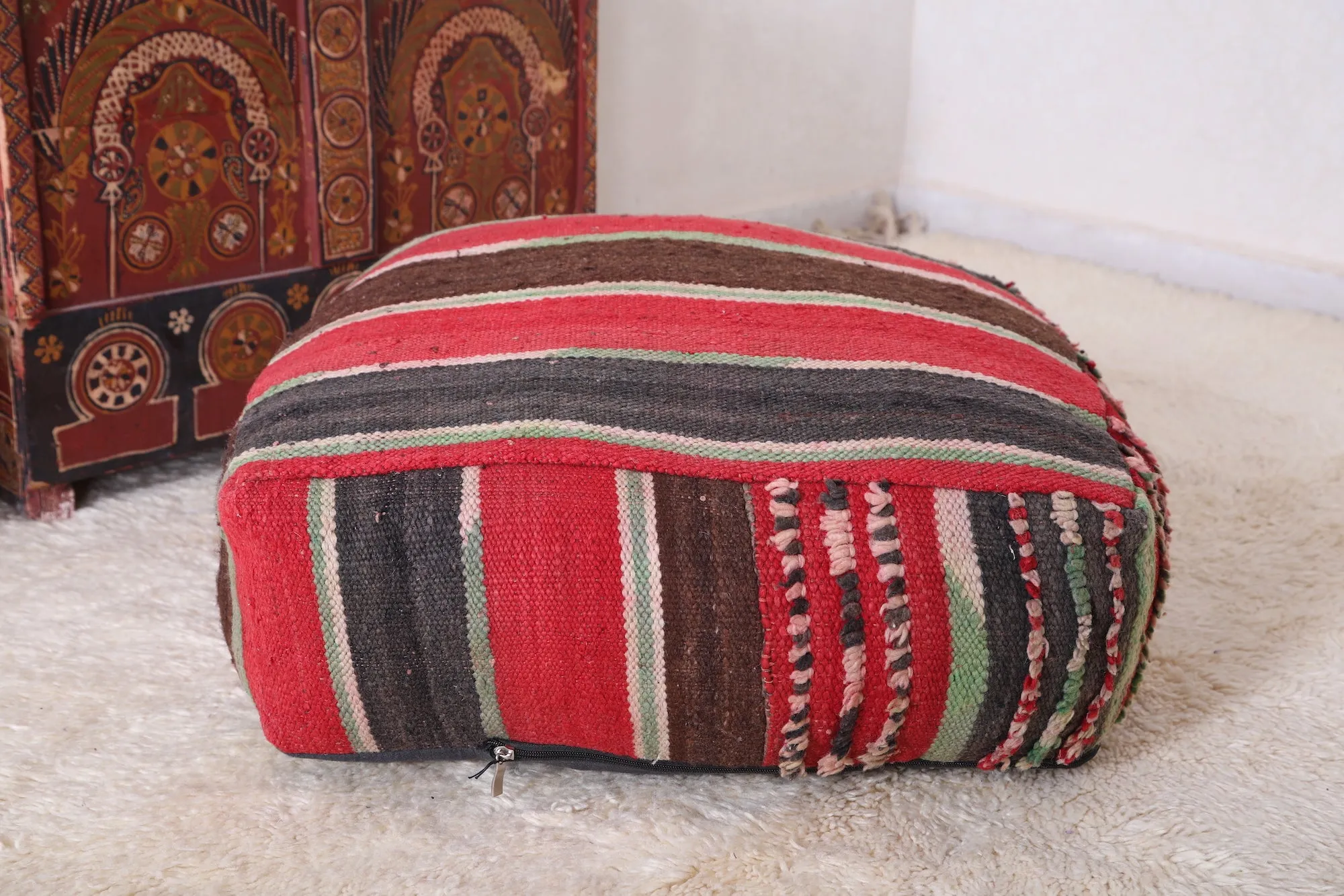 Multicolored Dark Ottoman woven rug Pillow