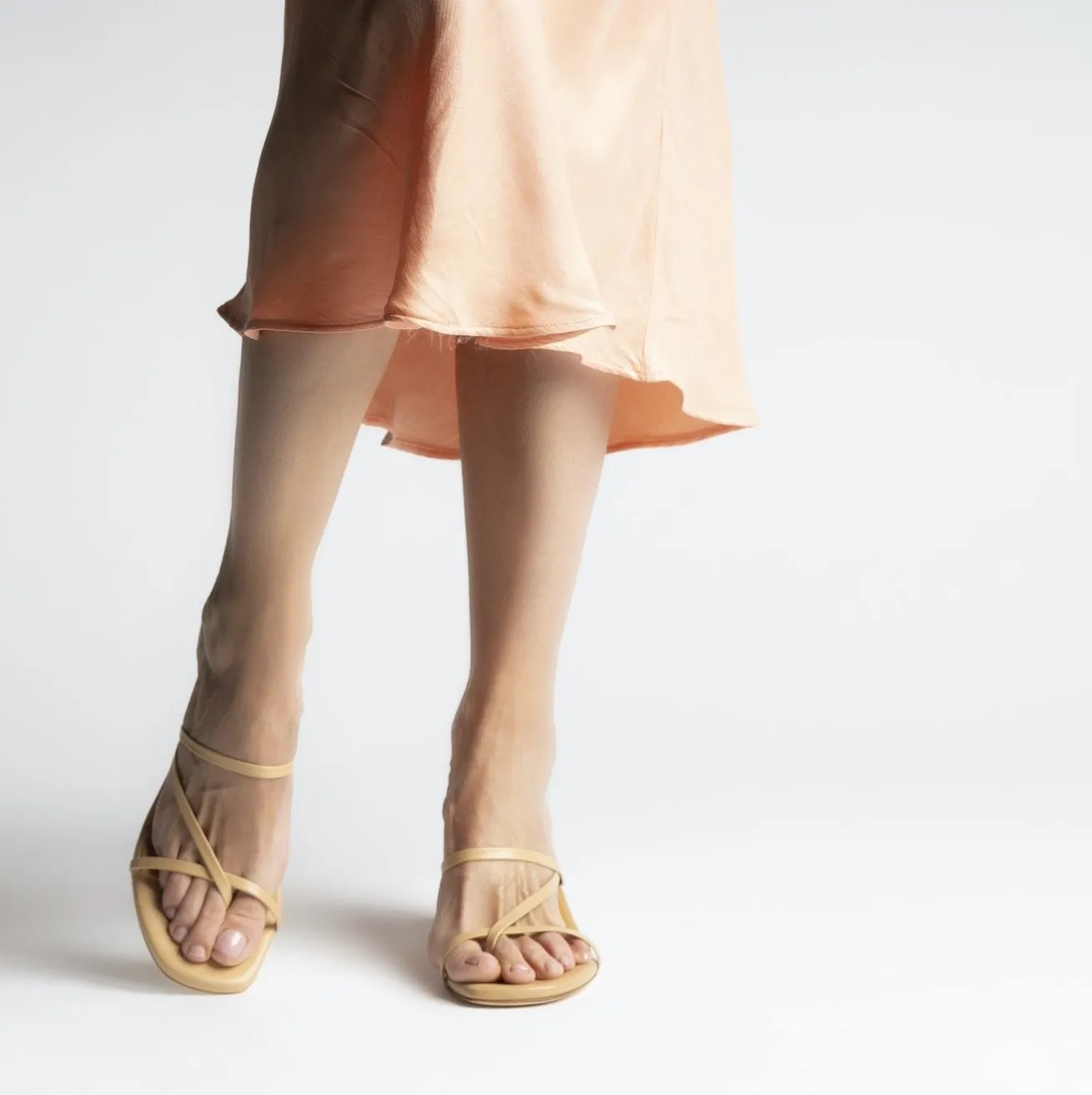 Nature Nude Leather Sandals