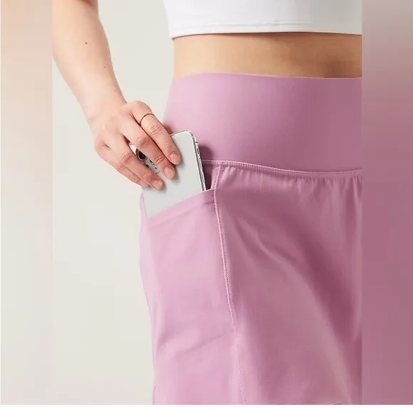 NWOT ATHLETA SALUTATION STASH HIGHRISE SKORT