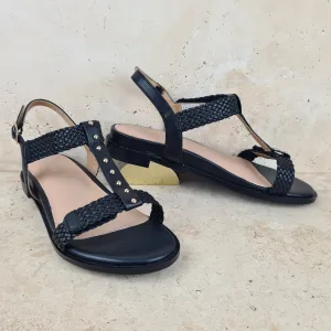 Olympia Black