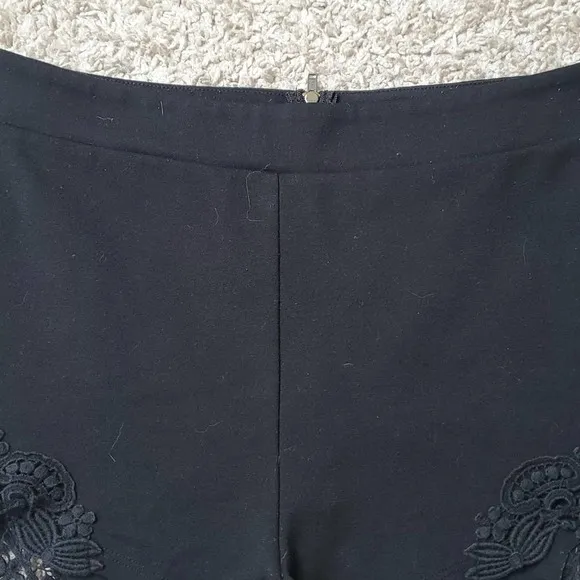 (P) Pies and needles Women short  lightweight casual black sz M