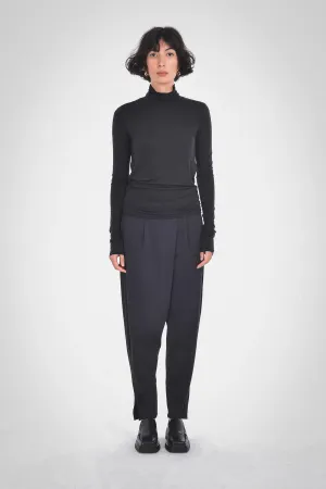 Paper Label - Anida Roll Neck (Black)