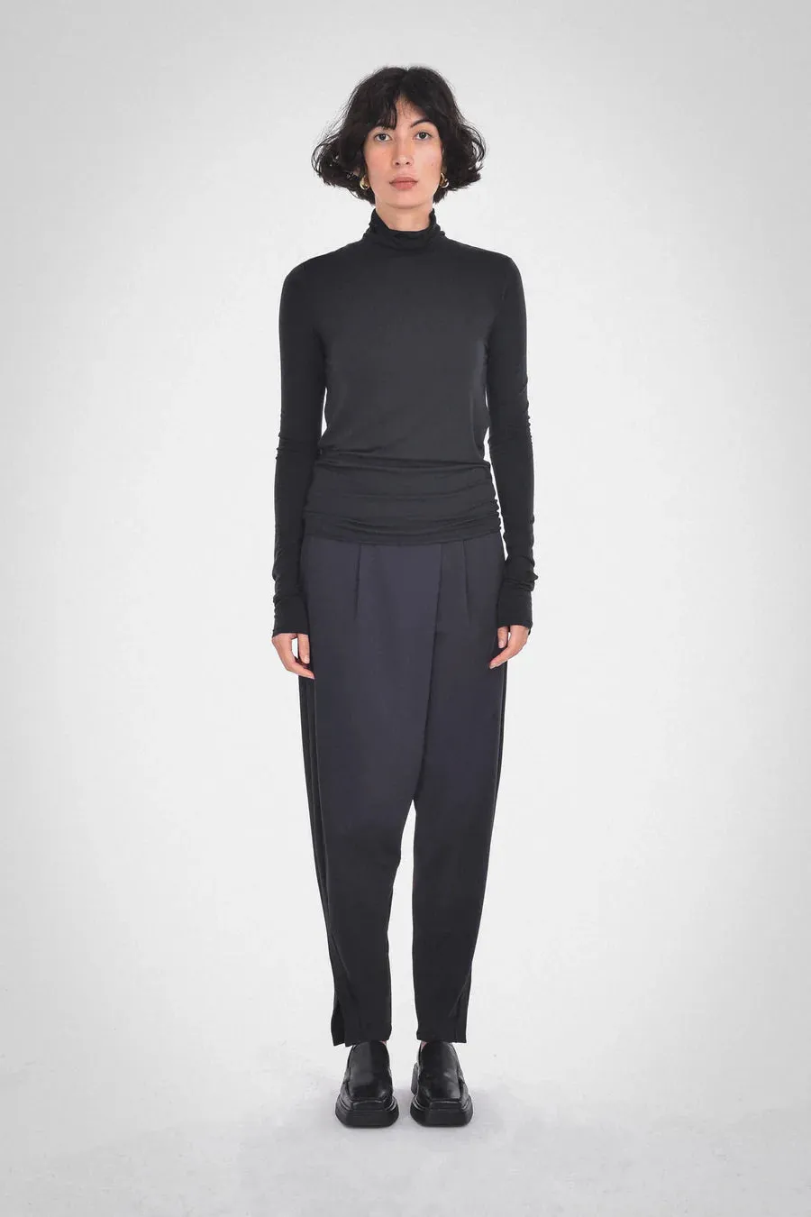 Paper Label - Anida Roll Neck (Black)