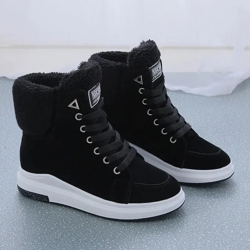 Pepper - Durable Lace-Up Winter Boots for Women