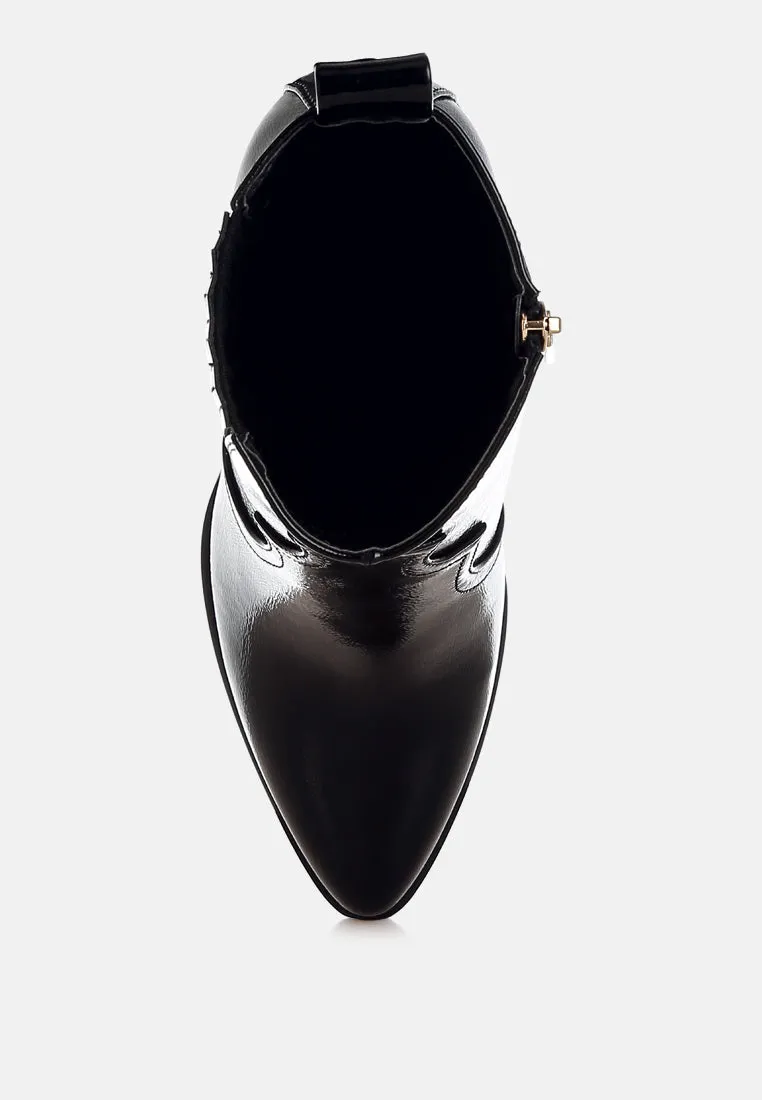 Pointed Toe Ankle Boots


 By RUW