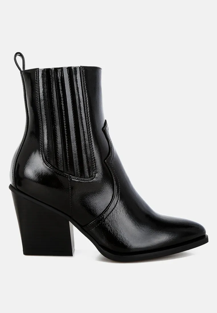 Pointed Toe Ankle Boots


 By RUW