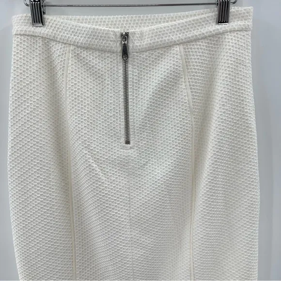 Rebecca Minkoff Della White Textured Preppy Business Casual Elegant Skirt Size 6