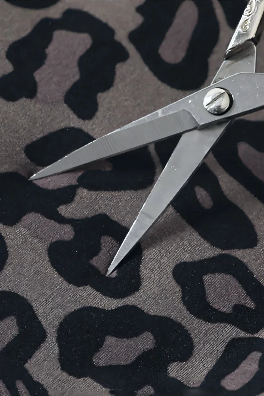 Sharkskin Leopard Luxe Leggings