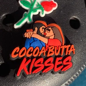 SHOE CHARMS - COCOA BUTTA KISSES