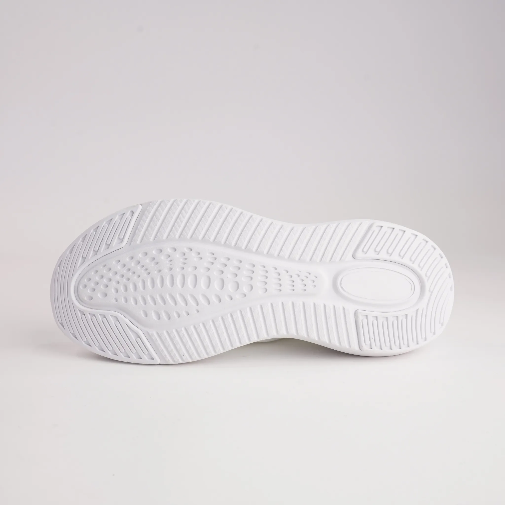 Stride Snow Sneakers