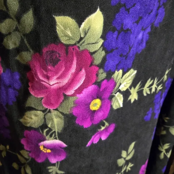 Striking Multicolored pencil maxi skirt, perfect for casual wear
