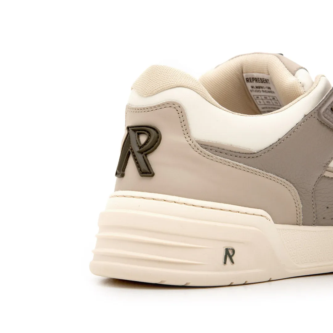 Studio Sneaker