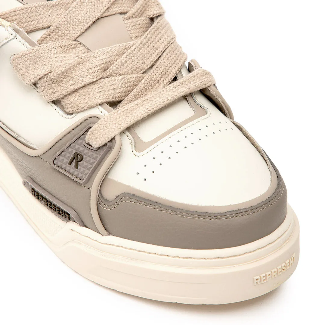 Studio Sneaker