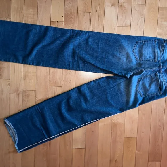 Stylish Blue Wide-Leg Jeans