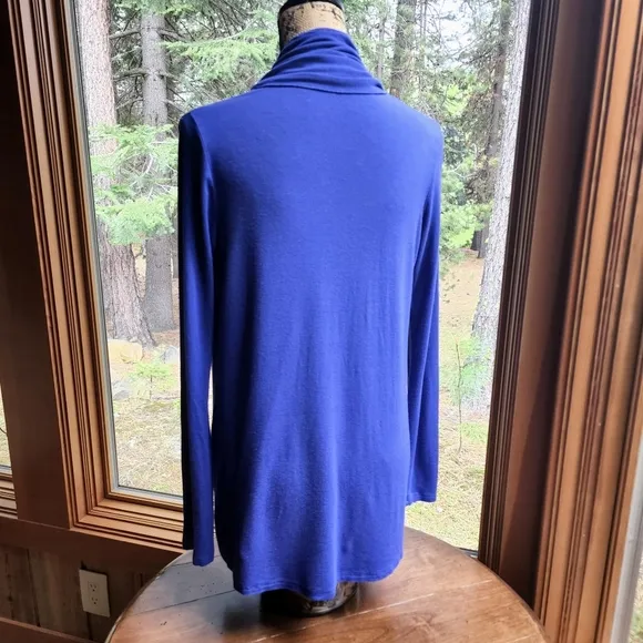 TART Cardigan