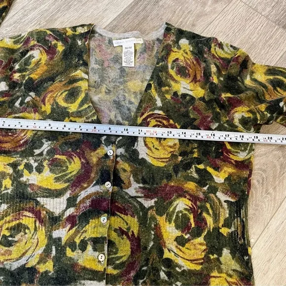 VINTAGE Lambs Wool &amp; Angora Floral Print Cardigan, Khaki &amp; Olive Green Plum Gold