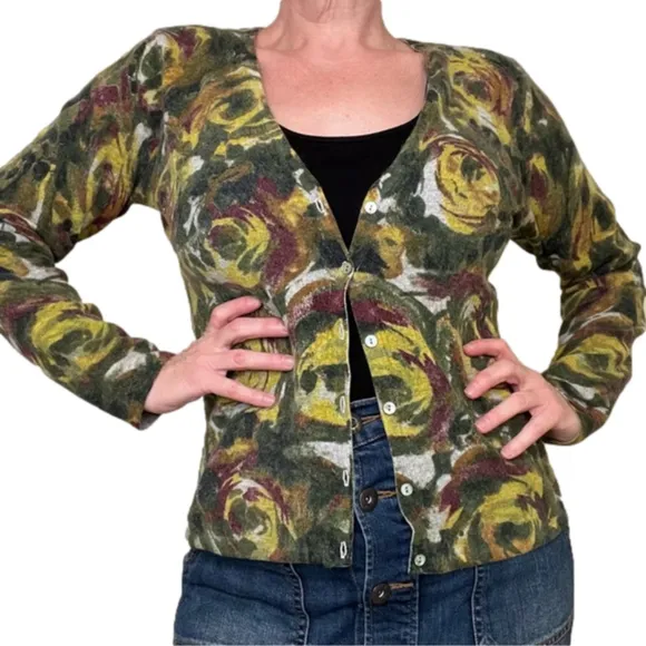 VINTAGE Lambs Wool &amp; Angora Floral Print Cardigan, Khaki &amp; Olive Green Plum Gold