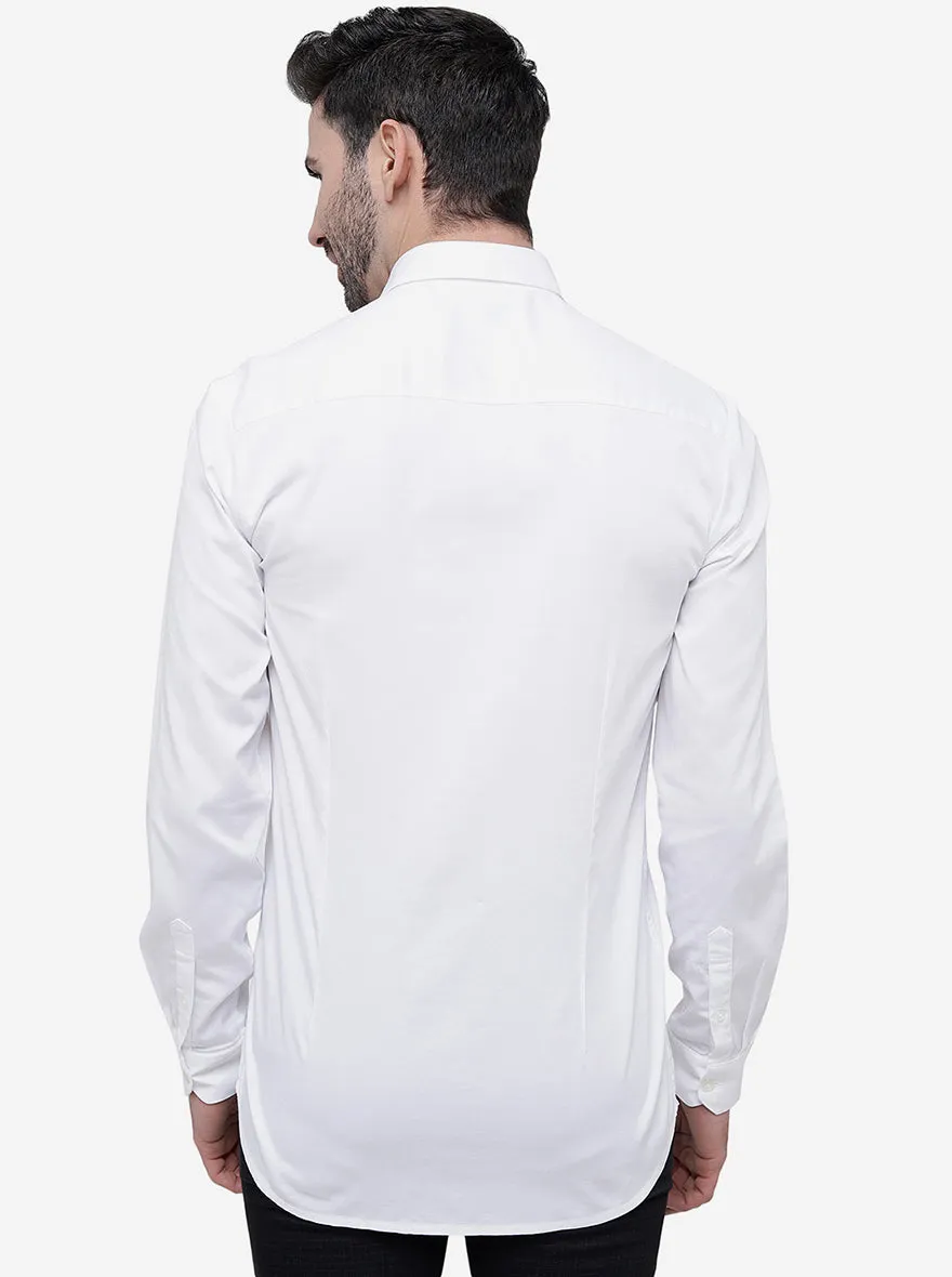 White Solid Slim Fit Semi Casual Shirt | JadeBlue