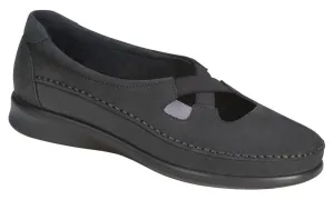 Women's Crissy Slip On Loafer in Nero
