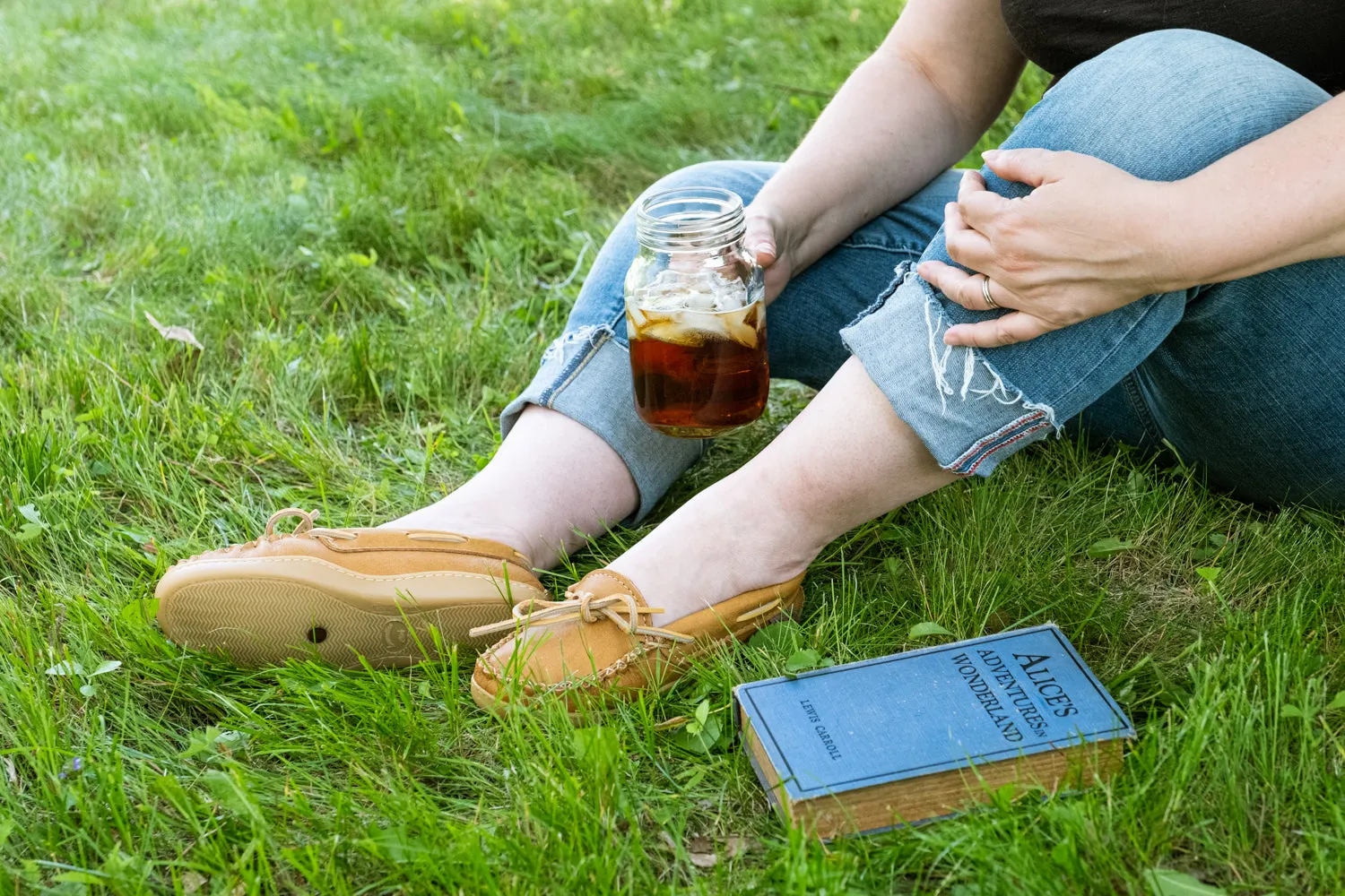 Women's Earthing Moose Hide Leather Moccasin Shoes