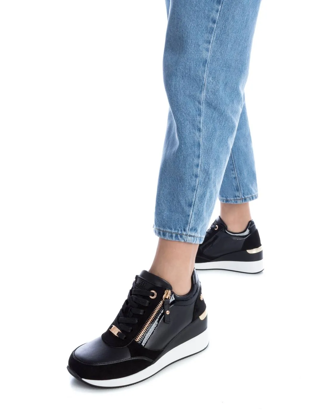 Women's Wedge Sneakers By XTI 141990