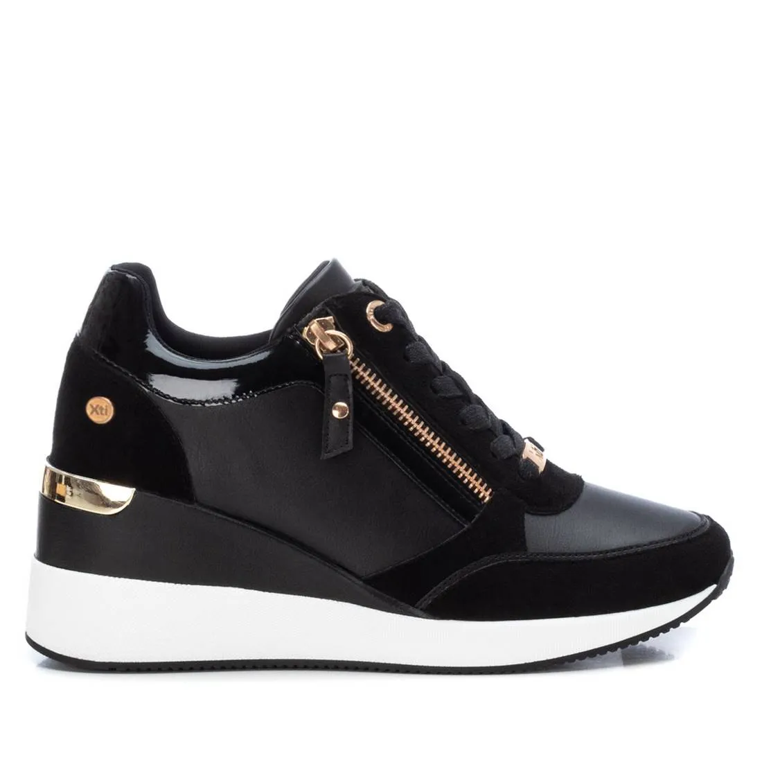 Women's Wedge Sneakers By XTI 141990