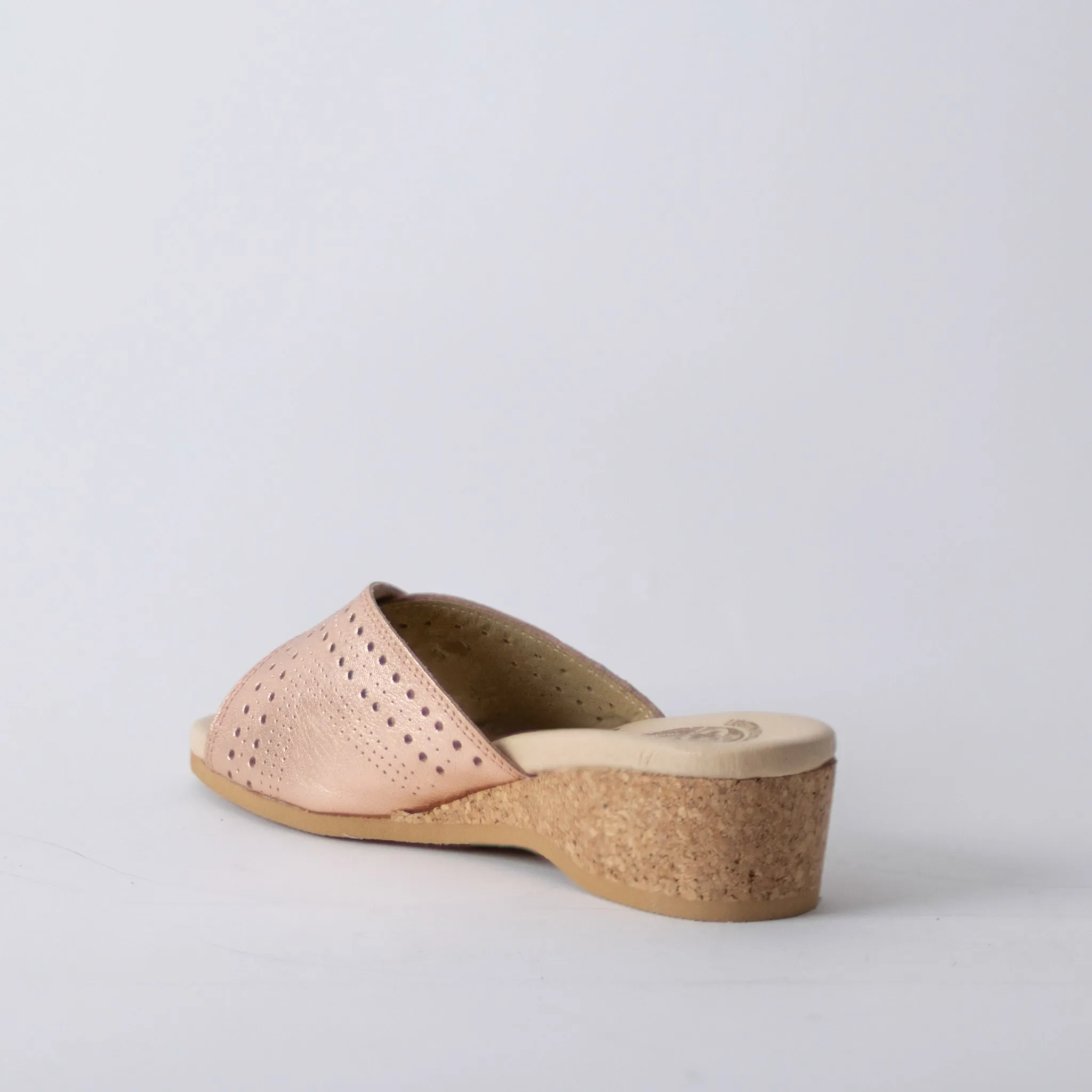 WORISHOFER 251 SLIP ON FLATS