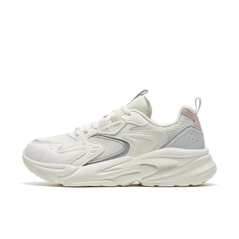 Xtep Vintage Leisure Sports Female Sneakers