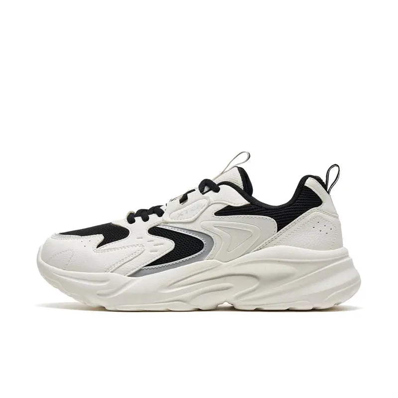 Xtep Vintage Leisure Sports Female Sneakers